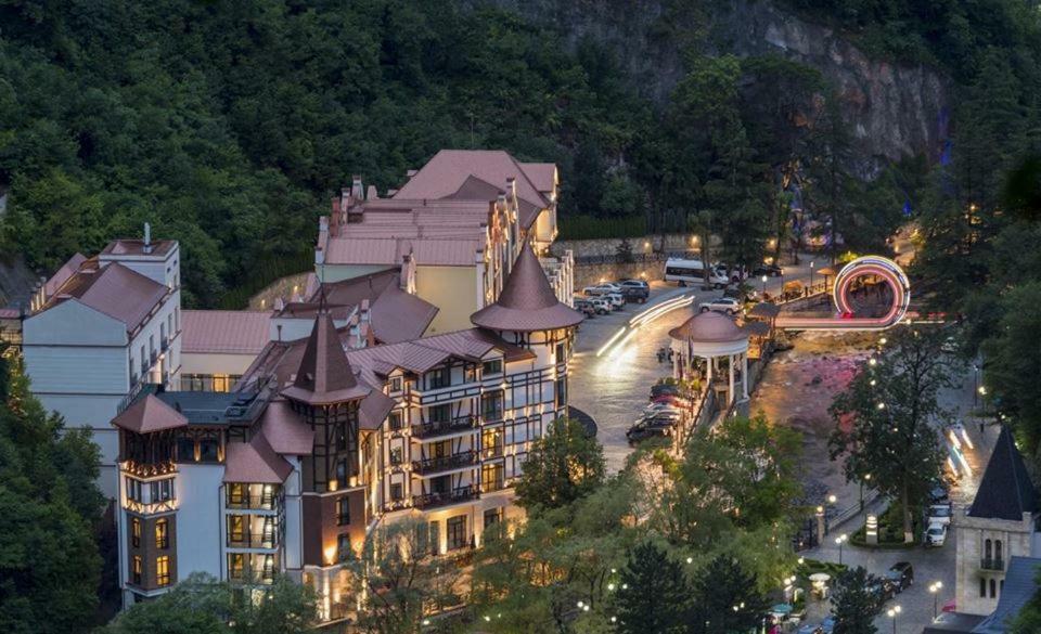 Apart-Otel Nino Borjomi Exterior foto